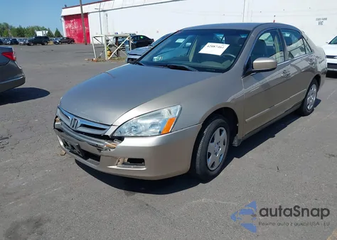 2006 Honda Accord 2.4 Lx z USA, uszkodzony, nr VIN 3HGCM56406G708411